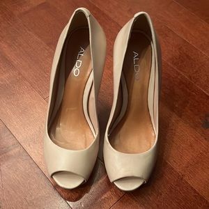 Aldo tan peep toe stilettos size 37/US 6.5